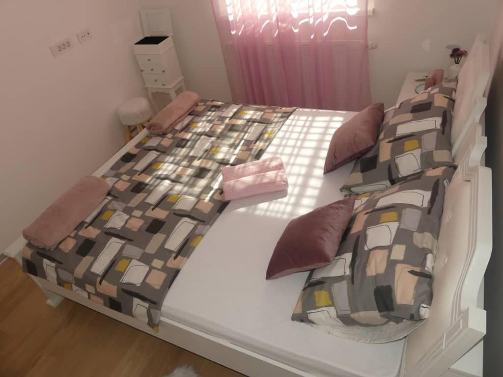 Apartman Natali*** Apartment Varazdin Exterior photo